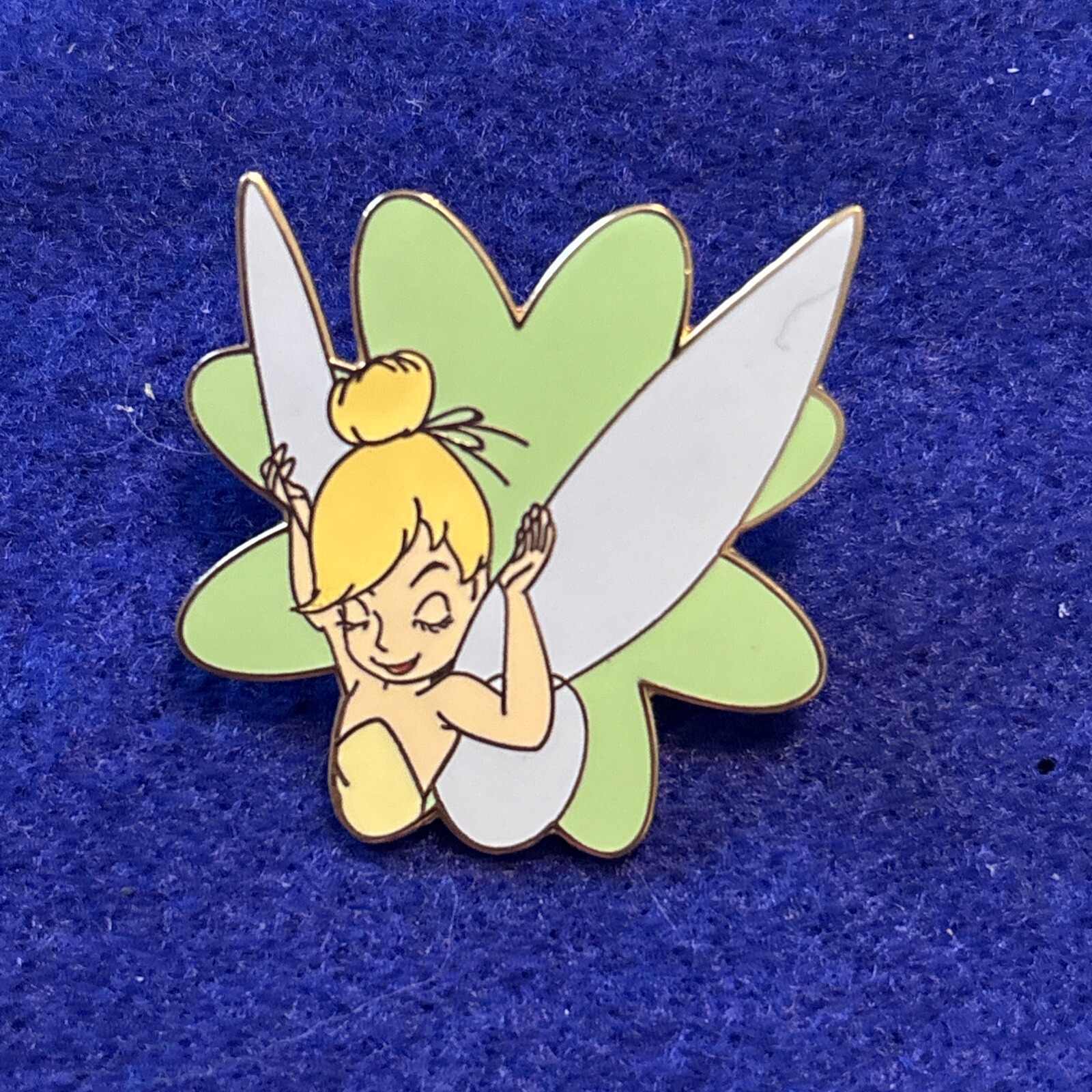 Disney 2004 Tinkerbell Hands Up Pin