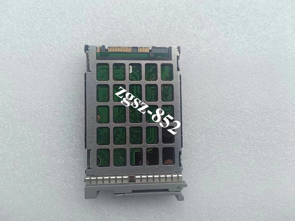 Cisco UCS Seagate 1.8TB 10K SAS 12Gb/s 2.5-inch SFF HDD 1GR202-175 ST1800MM0008 - Image 3 of 4