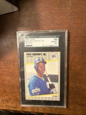 1989 FLEER KEN GRIFFEY JR ROOKIE/RC #548 GRADED SGC 92 (8.5) NM/MINT+