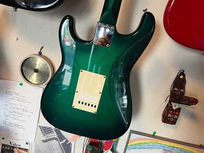 Squier by Fender ST-801 Green Metallic Burst Made in Japan 1982