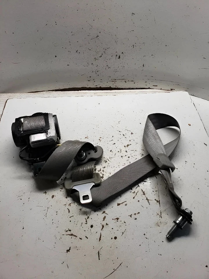 2007 Honda Odyssey Front Left Driver Seat Belt Retractor Assembly Gray OEM Foto 2 de 4