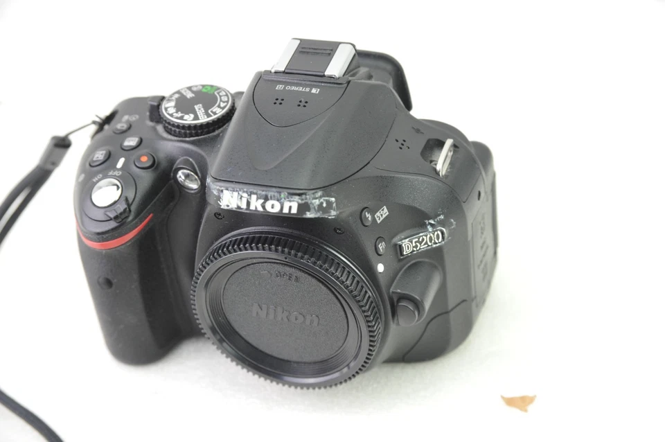 Nikon D5200 24.1MP DSLR Kamera,  Auslösungen /shutter count 16108 - Bild 2 von 4