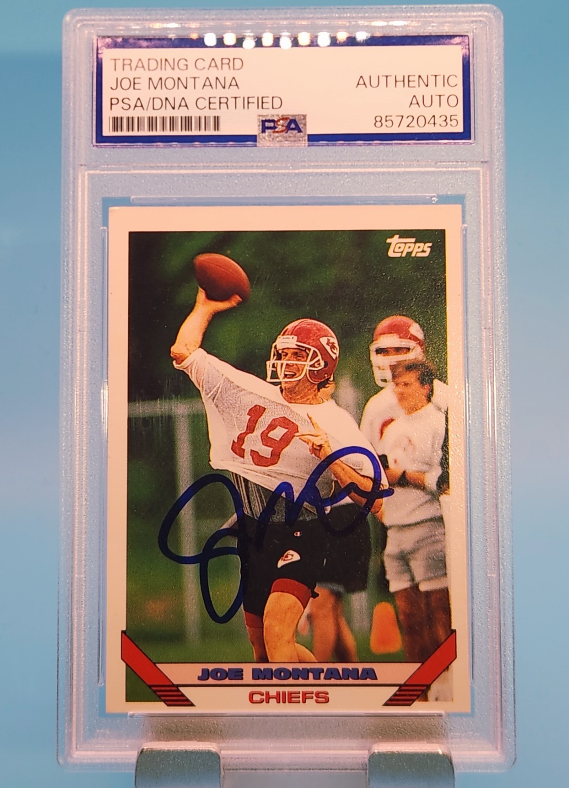 Joe Montana NFL Legend 1993 Topps Autograph Card #200 PSA/DNA 🏈✨️🔥