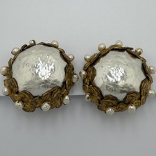 BIG VINTAGE MIRIAM HASKELL GILT BRASS FAUX BAROQUE PEARL FLOWER EARRINGS