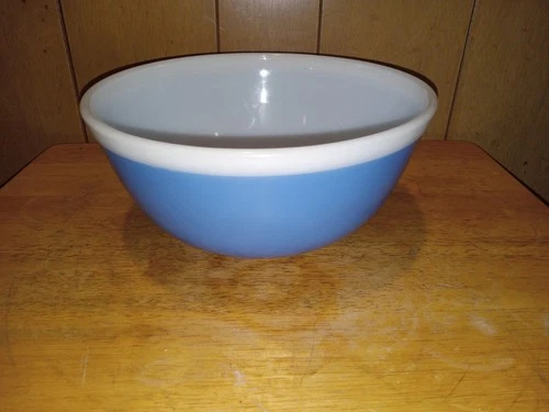 RARE VINTAGE PYREX AMERICANA BLUE WHITE RIM BAND 403 2.5 Qt 8.5" MIXING BOWL
