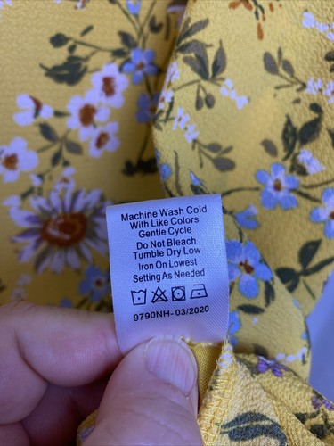 TEMPTED HEARTS Yellow Floral Sleeveless Summer V Neck Top Soft Stretch Back - 1X - Picture 13 of 19