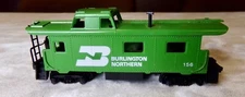 HO Tyco Burlington Northern 158 Caboose Green