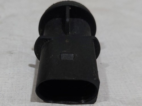 2014 to 2017 Volvo XC60 Rear Bumper Fog Lamp Corner Light Bulb Socket 31395702 - Picture 3 of 5