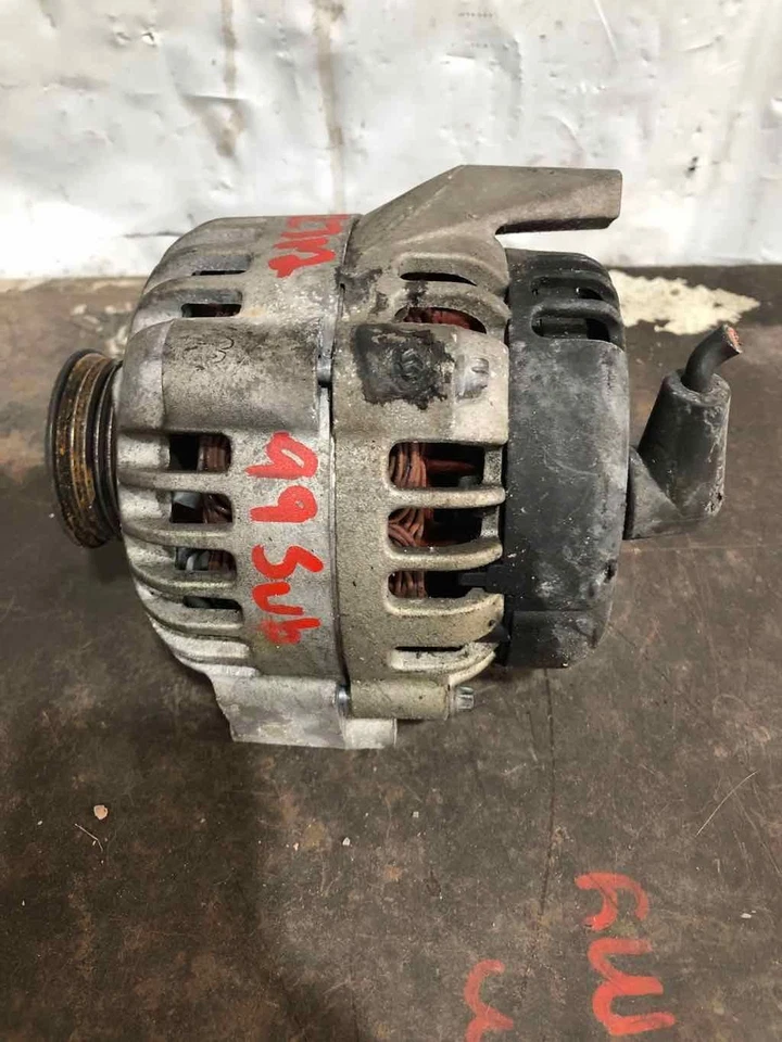 Alternador Chevy C1500 Suburban 1996-1999 OEM 5,0 L 5,7 L 124 amperios (opcional KW2) Foto 2 de 4