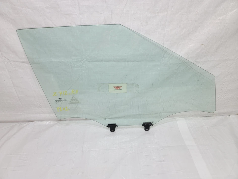 2012-2014 Hyundai Veloster Front Right Passenger Door Window Glass 82421-2V010 - Image 2 of 3