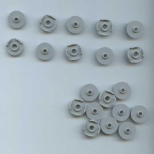Lego x 20 hellbläulich graue Fliese, rund 2 x 2 mit offenem Noppen 18674