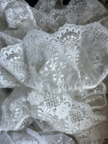 Ruffled WHITE Lace, 4" inches wide per yard NEW - Picture 5 of 6