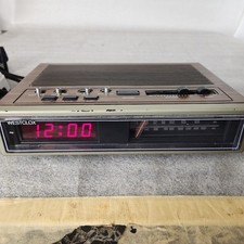 WESTCLOX AM FM Wood Grain Alarm Clock Radio Model 80170 Radio Non Working