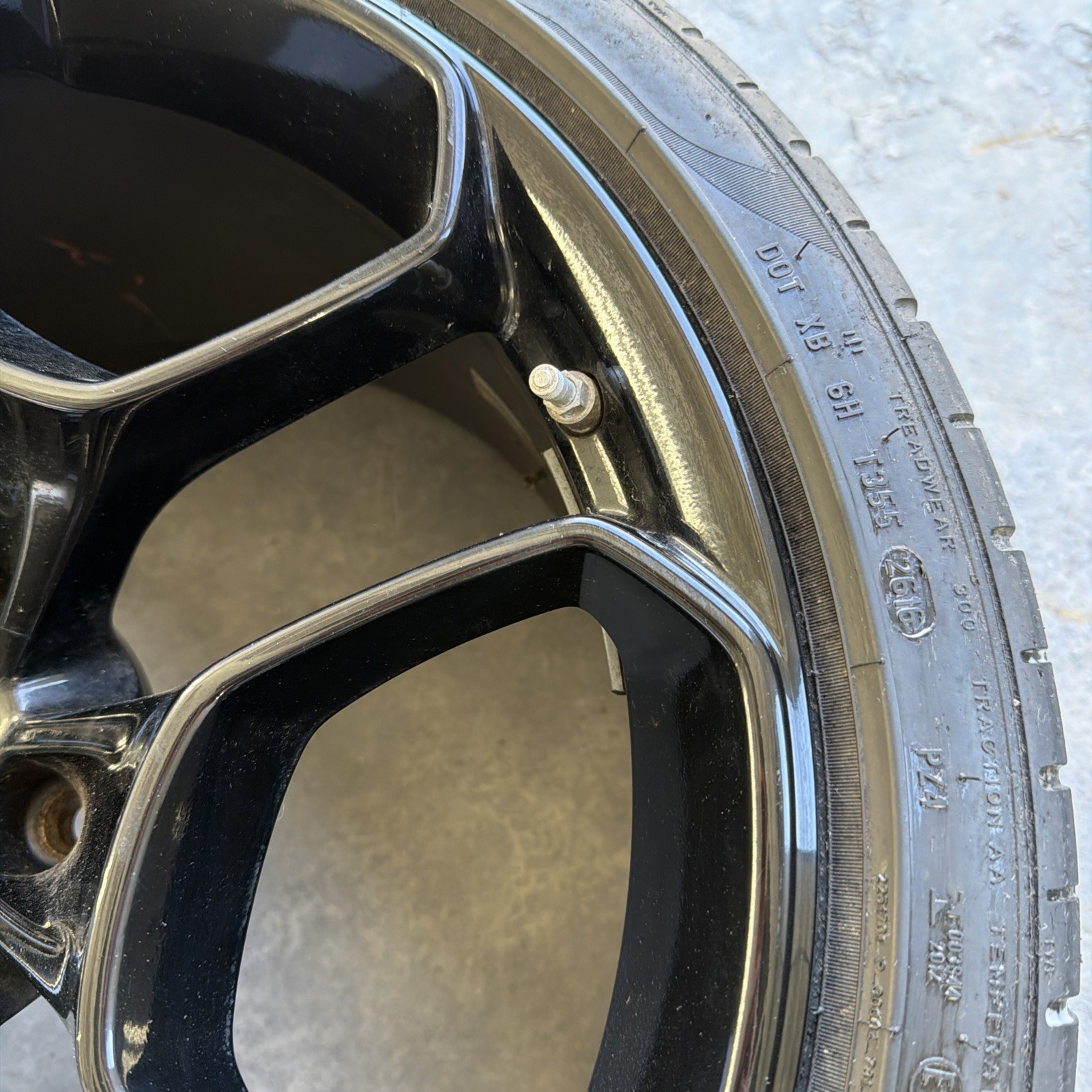 Lamborghini Huracan 20 inch 20 x 11 Original Rear Wheel 2015 - 2022 OEM STRAIGHT