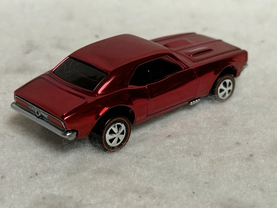 Hot Wheels RLC Mattel's 80th Anniversary Original 16 Ruby Red Custom Camaro B3 - Image 4 of 4