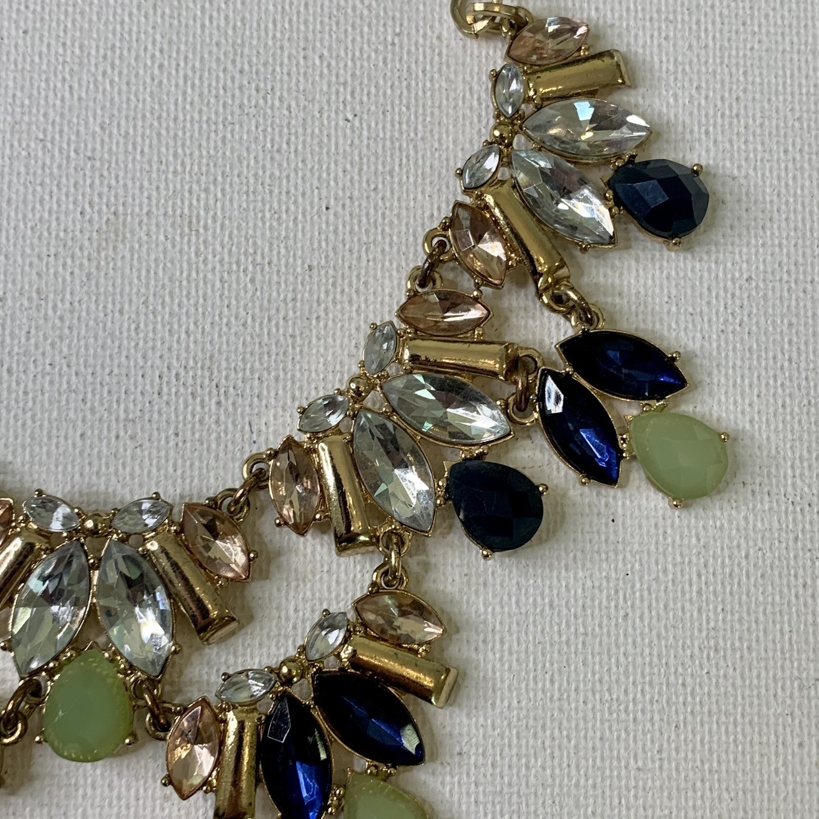 Sparkly Rhinestone Crystal Statement Necklace Gol… - image 6