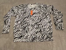 NWT Anthropologie Sundry Zebra Pullover Side 1 Small