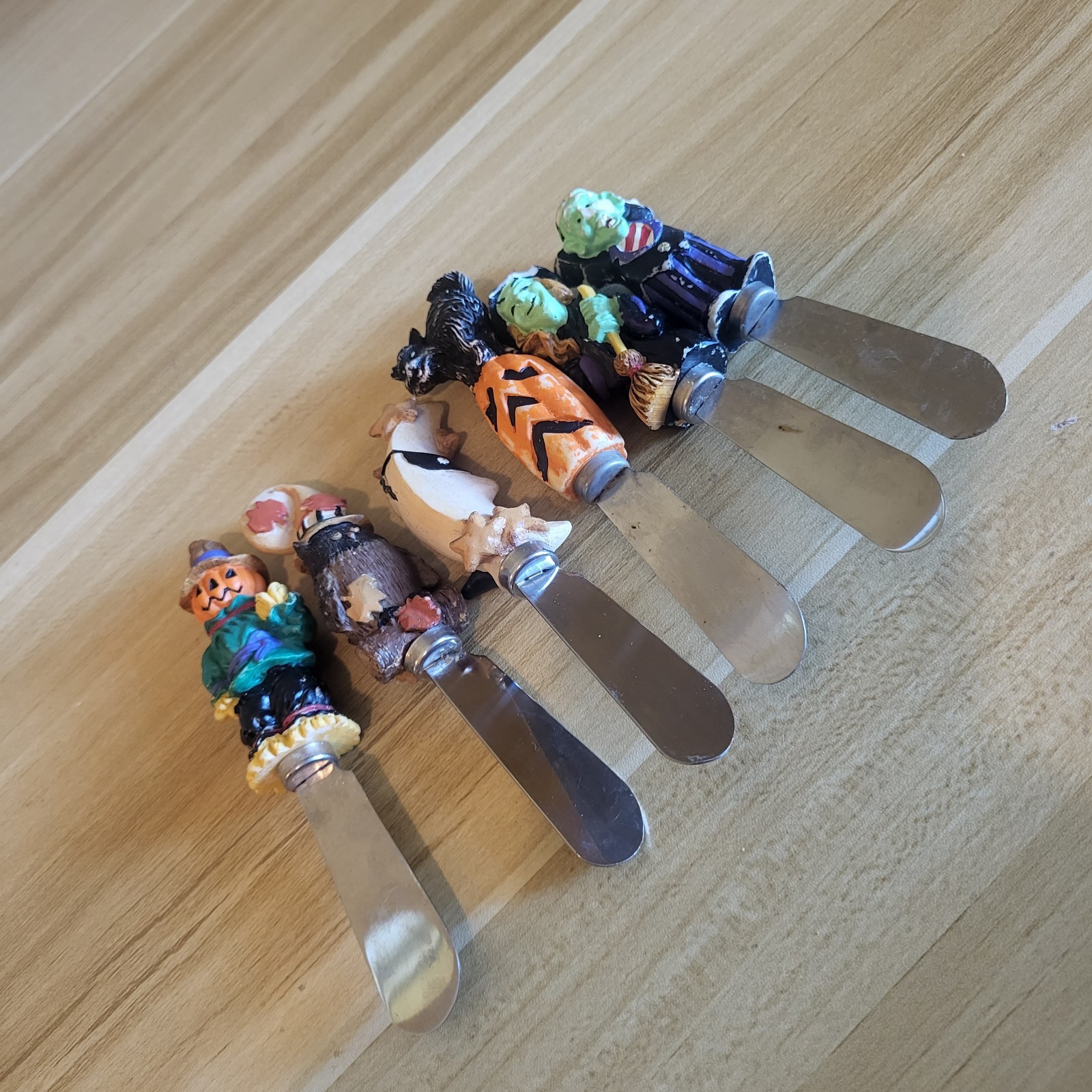 Set Of 6 Boston Warehouse Halloween Cheese Spreader Knives Vintage 
