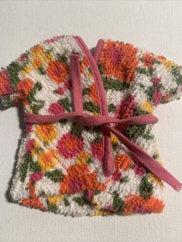 Vintage Barbie Misty Ideal Japan Fashion Doll Terry Cloth Robe Floral Print - Picture 2 of 4
