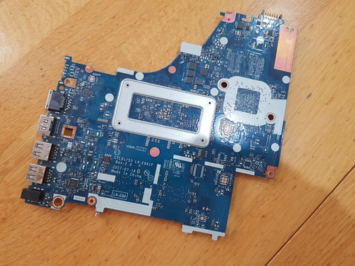HP 15 BW Series Motherboard LA-6841P 924720-601 - Foto 2 di 3