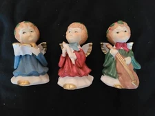 Set of 3 Vintage Artmark Christmas Angel Figurines A Treasury of Gifts Porcelain