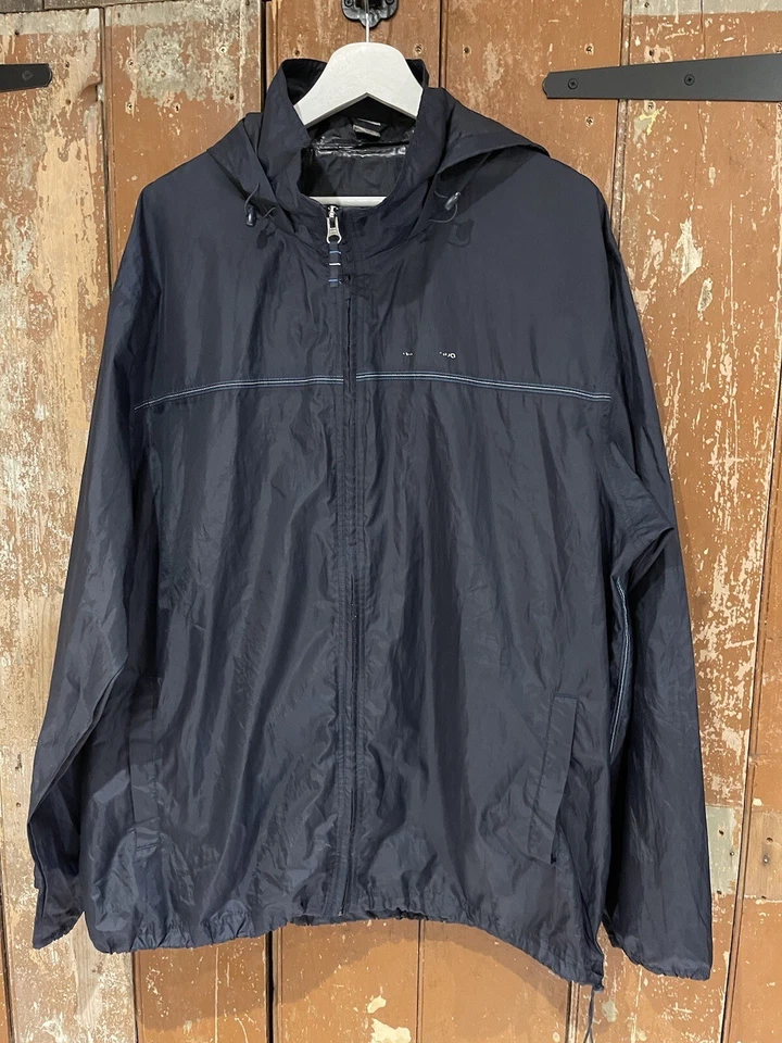 Abrigo Chaqueta Quechua Decathlon Azul Con Capucha Para Hombre Talla 2XL Bolsillos con Cremallera Completa Foto 3 de 4