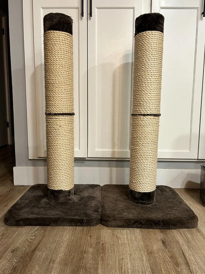 TWO MidWest Homes Pet Feline Nuvo Grand Forte 41-in Cat Scratching Post * EUC - Image 2 of 3