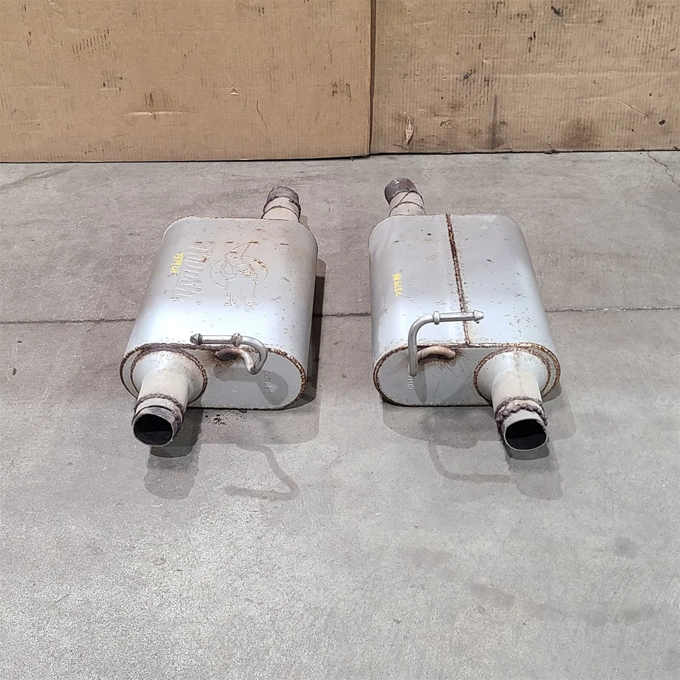 Silenciadores Thrush 2-1/4" entrada 2-1/4" salida para 94-04 Ford Mustang Aa7379 Foto 3 de 4