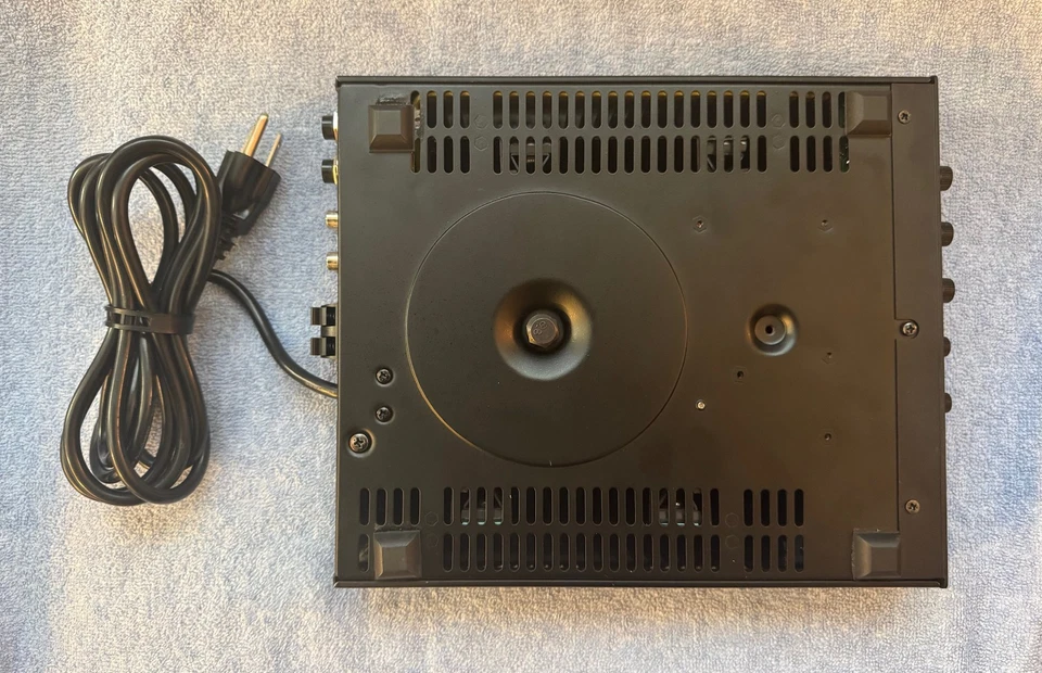 Roland SRA-50 Stereo Power Amplifier 50WPC (Perfect Working+Cosmetic Condition) - Image 4 of 4