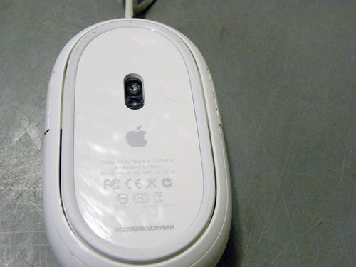 Apple A1243 Wired USB Aluminum Full Keyboard W/ A1152 Apple Mouse Bundle TESTED - Picture 4 of 5