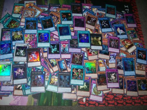 200 NO DUPLICATE Yugioh Card Lot With 40 Rares And At Least 10 Holos Yu-Gi-Oh! - Afbeelding 1 van 2