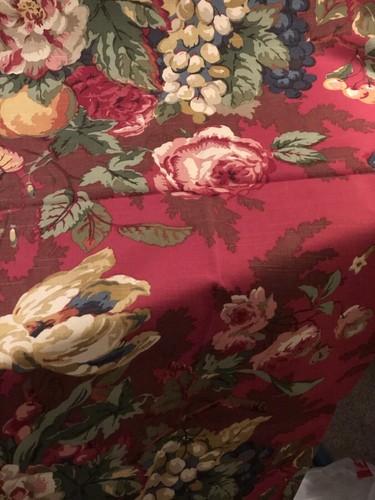 Gorgeous, floral fabric for upholstery or crafts, lot of 3 colorways - Picture 3 of 5