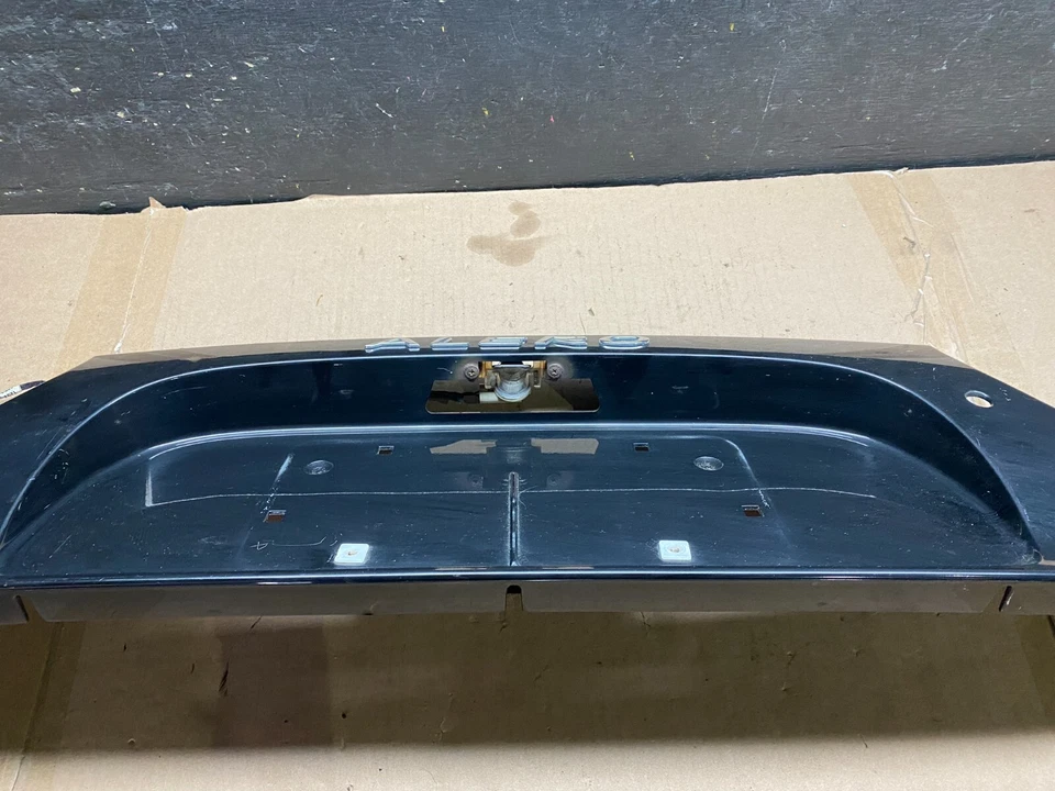 Oldsmobile Alero 1999 a 2004 tapa maletero placa panel OEM C4110 DG1 Foto 4 de 4