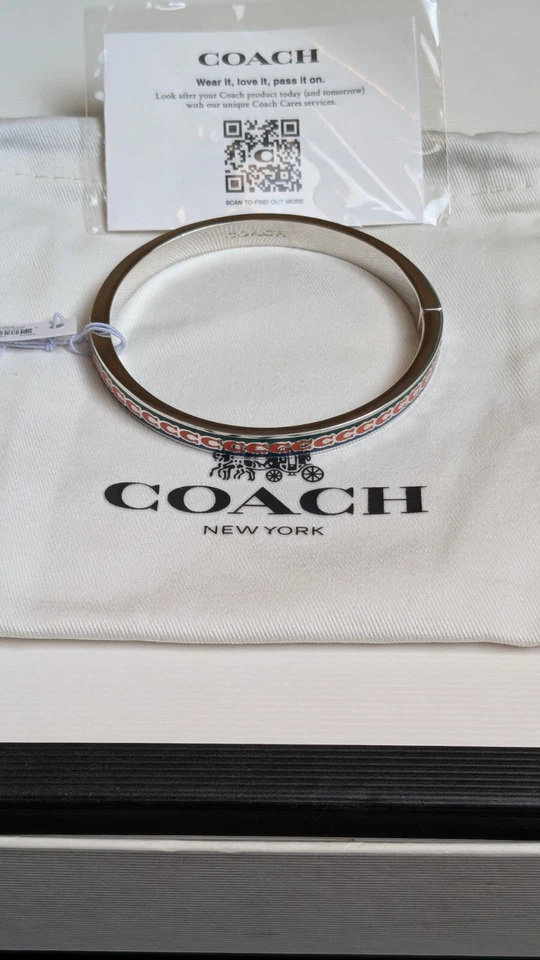 Brazalete Coach 6 mm esmalte exclusivo - Nuevo Foto 2 de 4