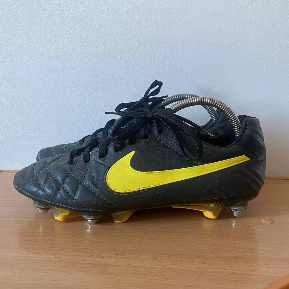 Nike Tiempo Legend IV Elite SG US 9 RARE Soccer Cleats Football