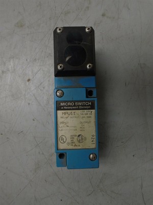 Micro Switch MPV11 Switch W/ Micro Switch MPD4 Short Range Diffuse Scanning Head