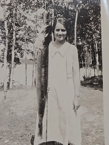 Vintage Black And White Photo Of Girl With Large Fish - 1935 - Picture 3 of 3