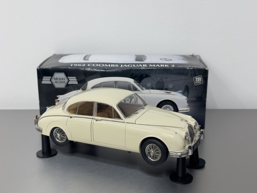1:18 Model Icons 192 Coombs Jaguar Mark 2 - Picture 6 of 18