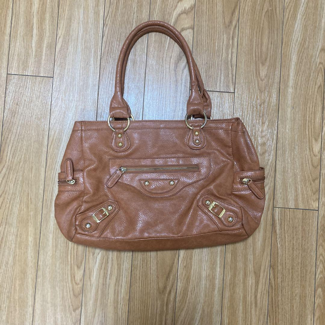Y2K Archive Brown Shoulder Bag | Vintage Style | Lots of Y2K Archive Brown Shoulder Bag | Vintage Style | Lots of