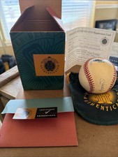 Mickey Mantle Rookie Cards and Memorabilia Buying Guide 49
