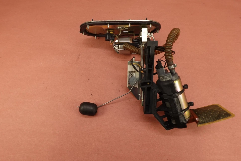 Harley-Davidson Road King 2007-2011 FLHR tanque de gasolina bomba de combustible Foto 4 de 4