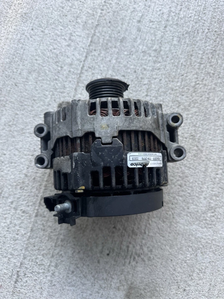 08-10 BMW 135i 335i 535i ACDelco Alternador Generador 334-2828 19343535 Fabricante de equipo original Foto 3 de 4