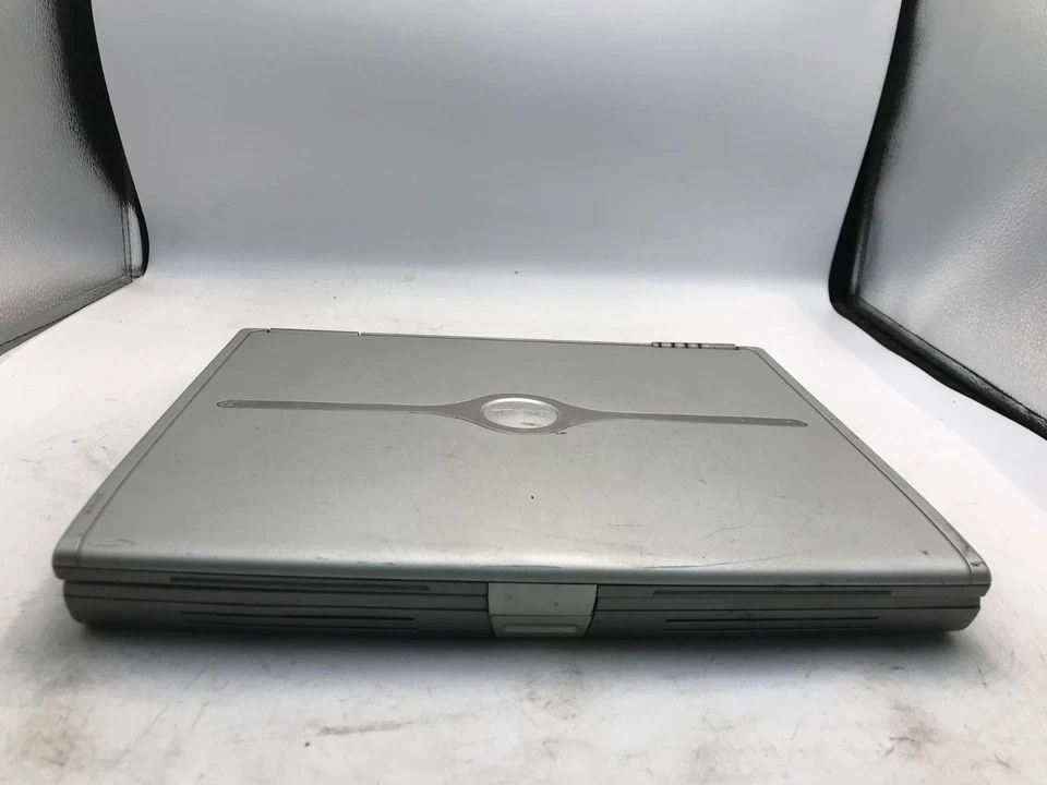 Dell Inspiron 600M Intel Celeron ATI Radeon 9000 15" 512 MB -CGRADE -MZ Foto 3 de 4