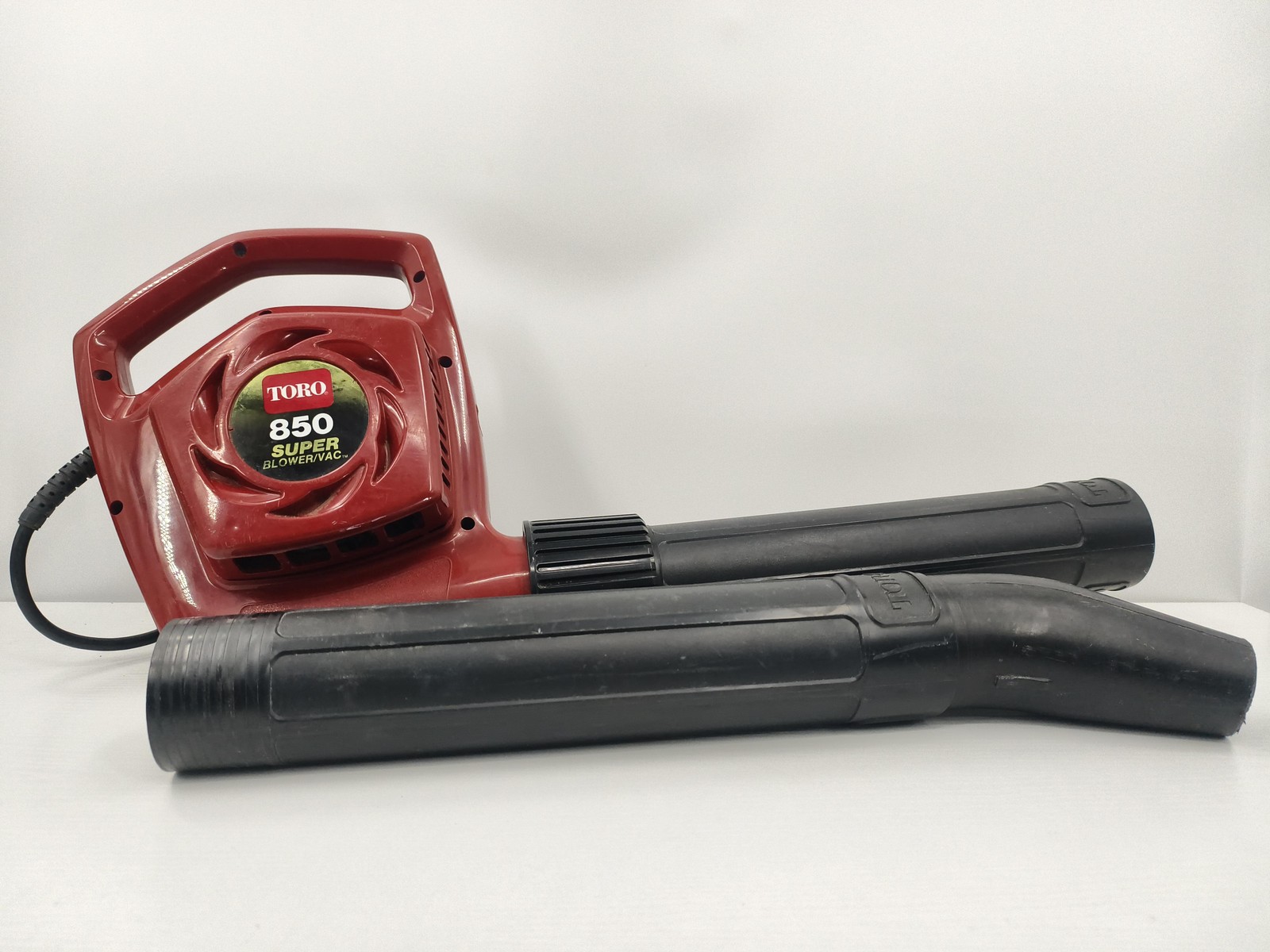 Vac Leaf Blower Model 51575 Red Corded Electric