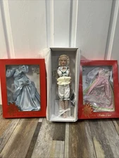 New Tonner MRS SANTA CLAUS Basic 16” Fashion Doll W/Winter Frost, Sweet Shoppe