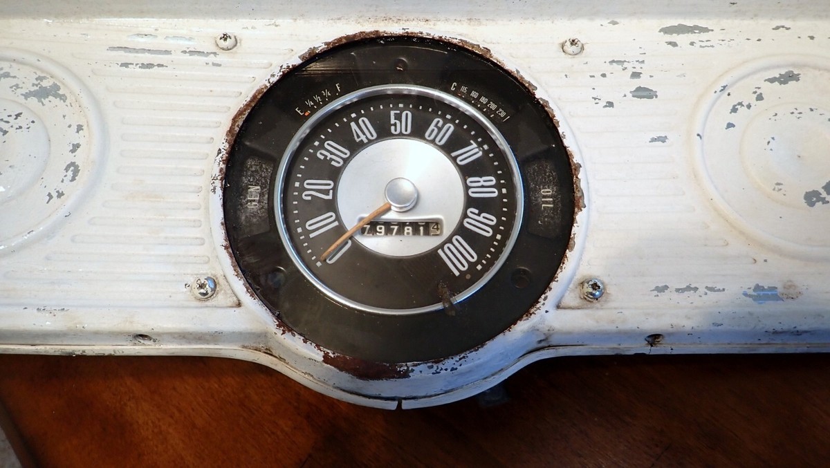 1961 1962 1963 1964 Ford Truck F100 GAUGE CLUSTER SPEEDOMETER 