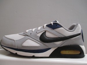 nike air max ivo mens trainers