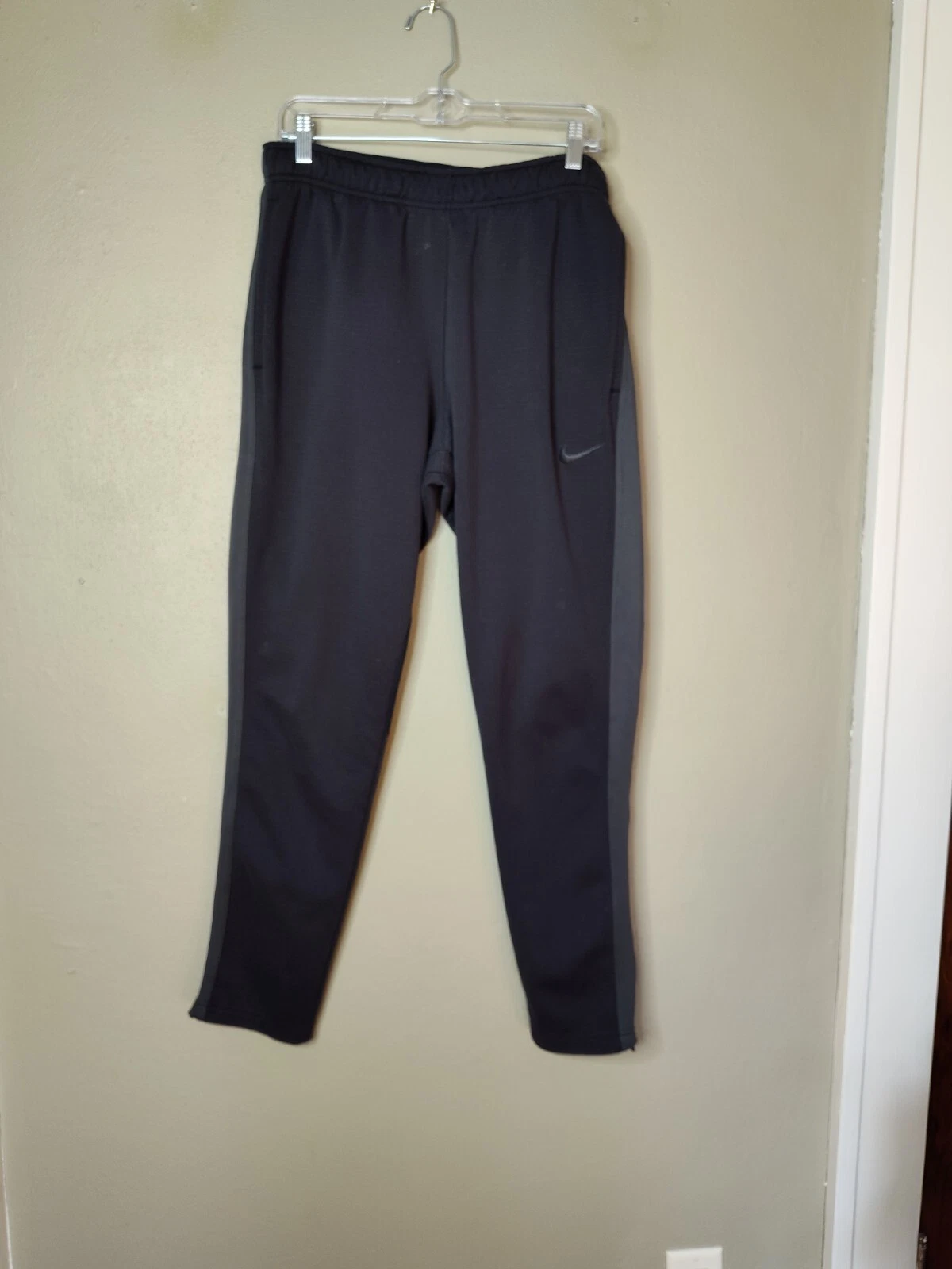 Nike therma-fit men's large sweatpants Black waffle knit warm baselayer Skiing