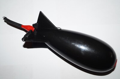 Spomb Köder Bombe Rakete zum Angeln Futter Futterstelle Karpfen Boilies Pellets