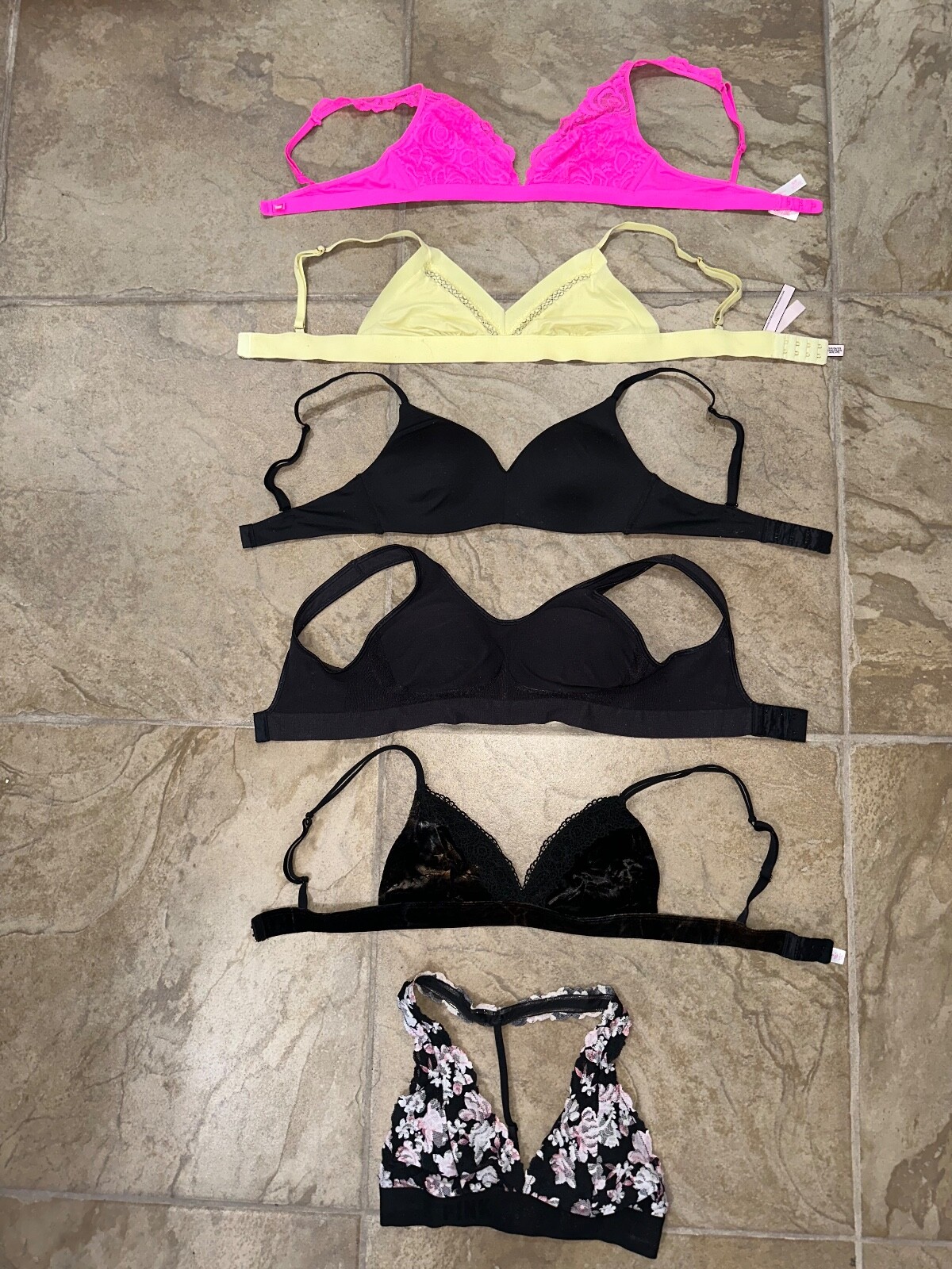 6 PAIR BRAS (3 Victoria's Secret, Bali, 2 Others) WOM… Gem